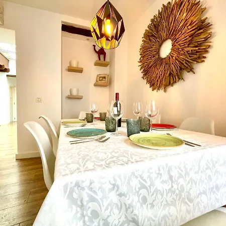 Casa De Pueblo En El Centro De Estepona, Plaza De Las Flores *