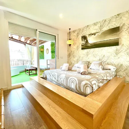 Casa De Pueblo En El Centro De Estepona, Plaza De Las Flores