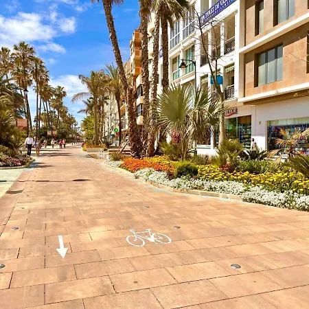 Дом отдыха Casa De Pueblo En El Centro De Estepona, Plaza De Las Flores Эстепона
