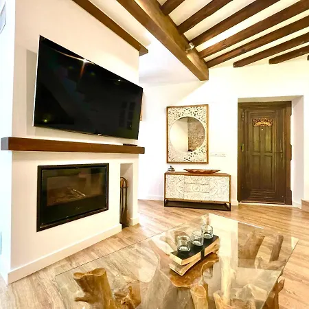 Casa De Pueblo En El Centro De Estepona, Plaza De Las Flores Tatil Evi *