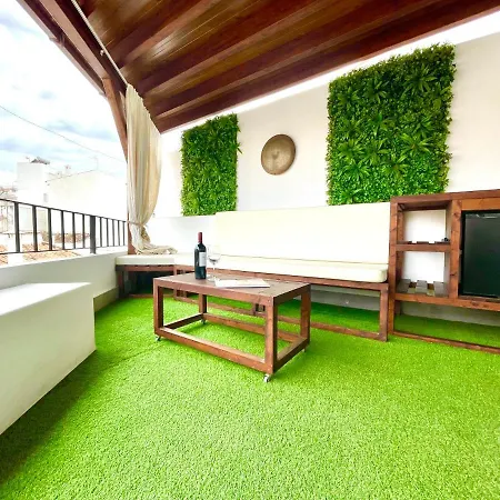 Casa De Pueblo En El Centro De Estepona, Plaza De Las Flores