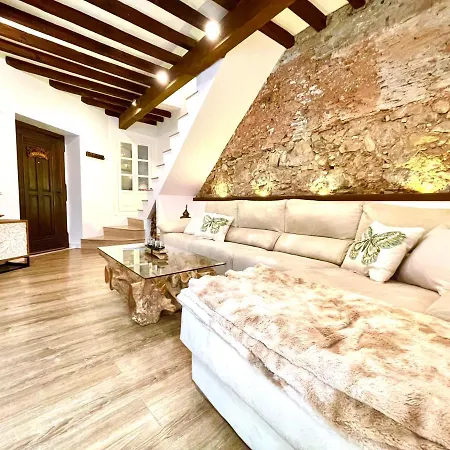 Дом отдыха Casa De Pueblo En El Centro De Estepona, Plaza De Las Flores