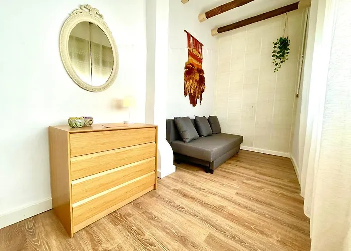 Casa De Pueblo En El Centro De Estepona, Plaza De Las Flores بيت للعطل إِستيبونا