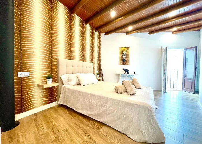 بيت للعطل Casa De Pueblo En El Centro De Estepona, Plaza De Las Flores إِستيبونا