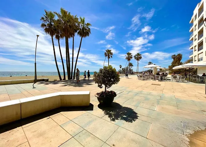 Casa De Pueblo En El Centro De Estepona, Plaza De Las Flores بيت للعطل *