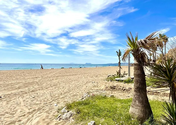 Casa De Pueblo En El Centro De Estepona, Plaza De Las Flores بيت للعطل