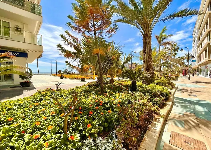 Casa De Pueblo En El Centro De Estepona, Plaza De Las Flores إِستيبونا