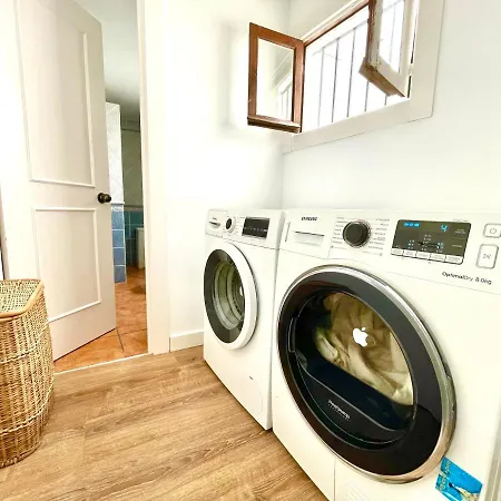 Casa De Pueblo En El Centro De Estepona, Plaza De Las Flores *